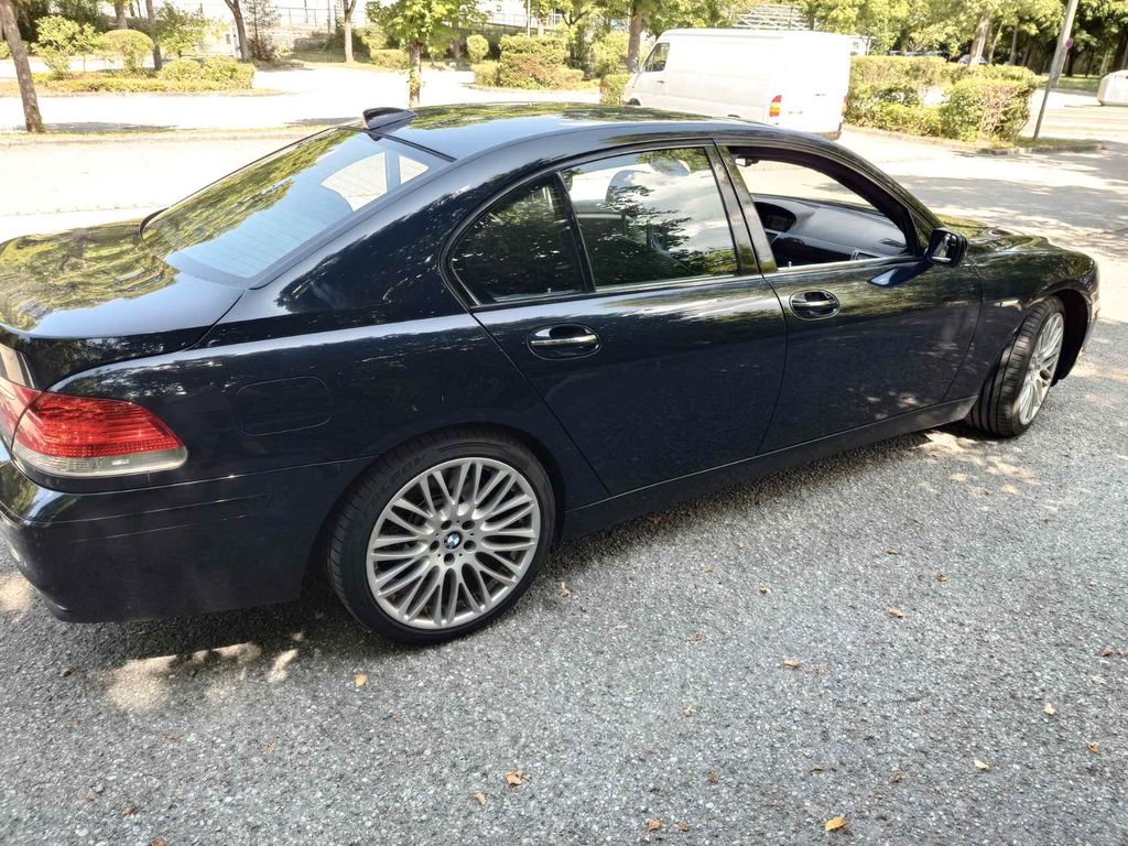BMW 740i A - Voll