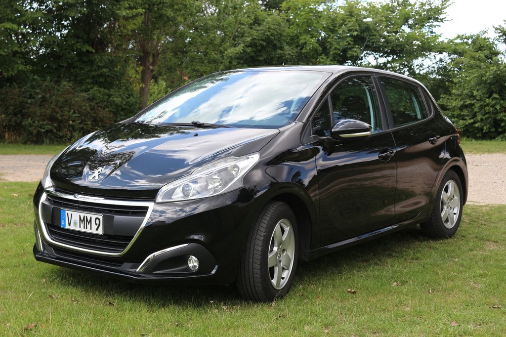 Bild des Angebotes Peugeot 208 1.2 12V - Tüv Neu - Navi - Tempomat -