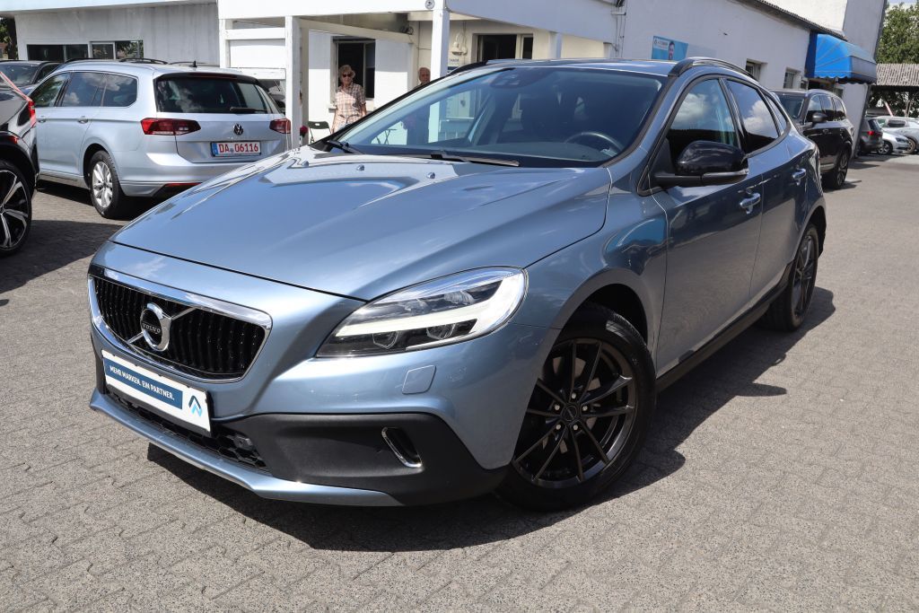 Bild des Angebotes Volvo V40 Cross Country D3 Geartronic Momentum |WINTER