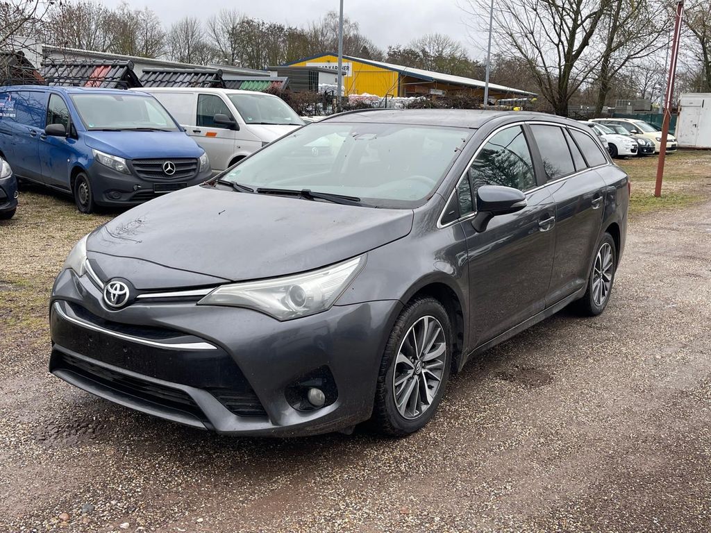 Bild des Angebotes Toyota Avensis 2,0-l-D-4D Executive Kombi 2016 Euro6