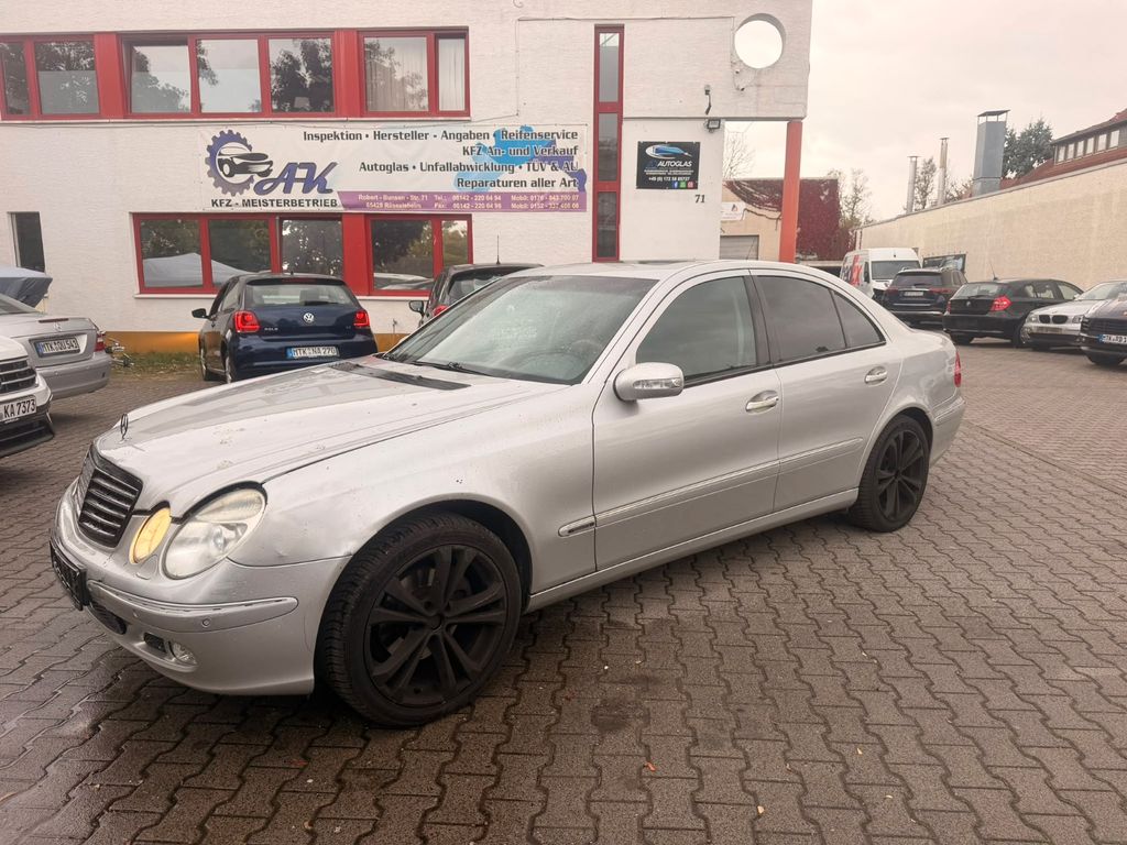 Mercedes-Benz E 240