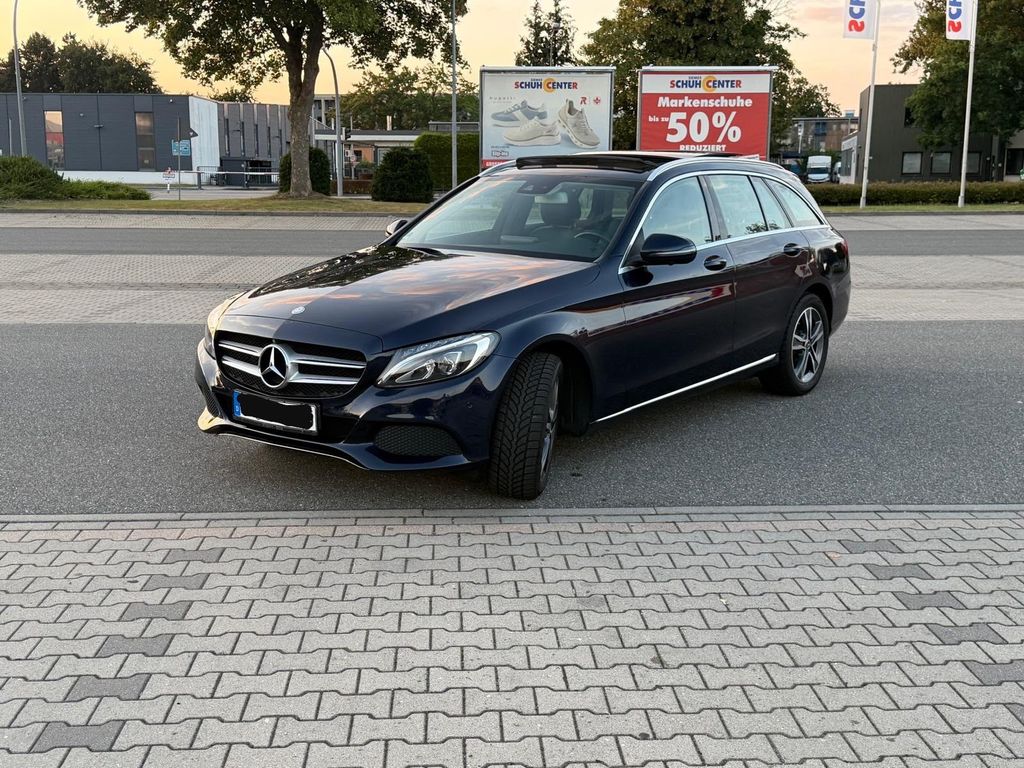 Bild des Angebotes Mercedes-Benz C 250 d 4MATIC | Panorama | 360°| Standheizung