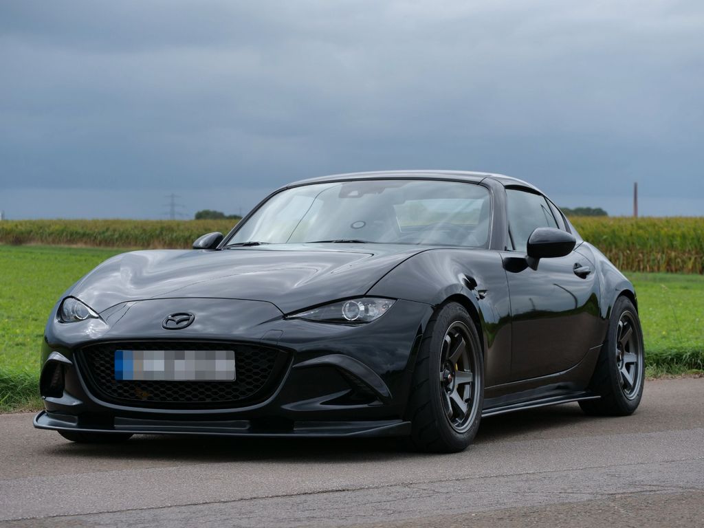 Bild des Angebotes Mazda MX-5 RF 2.0 Black (Zubehör für 25.000€)