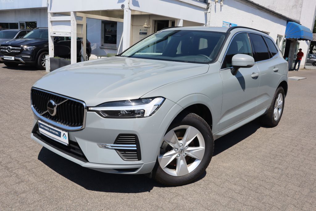 Bild des Angebotes Volvo XC60 B4 B Core|ACC|BLIS|NAVIGATION|R-CAM|SHZG|