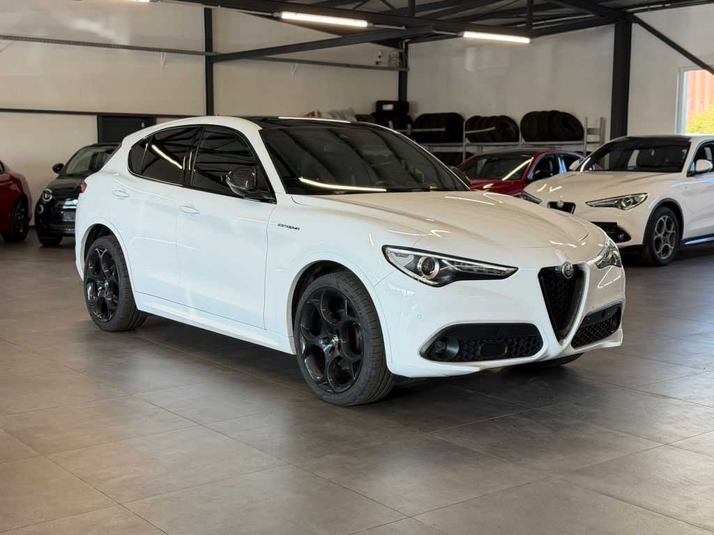 Bild des Angebotes Alfa Romeo Stelvio Estrema Q4 XEN+ACC+H&K+CARBON+PANO+MEMO+