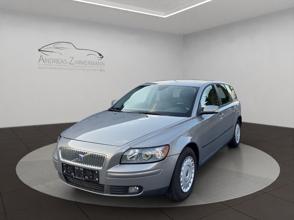 Bild des Angebotes Volvo V50 Kombi 1.8 WENIG KILOMETER!