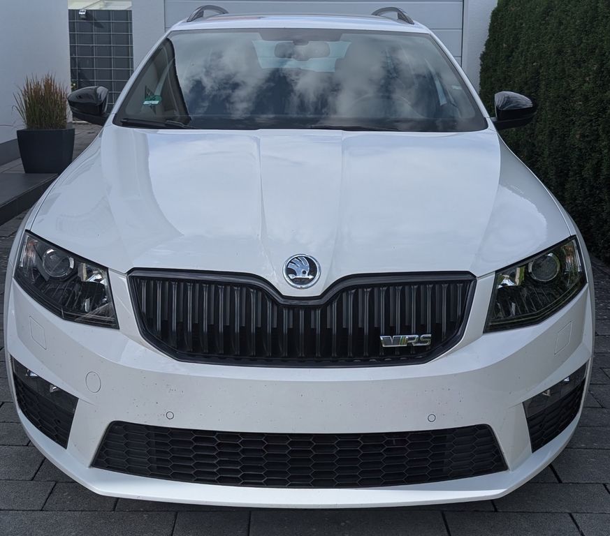 Bild des Angebotes Skoda Octavia 2.0 TSI DSG RS Combi RS