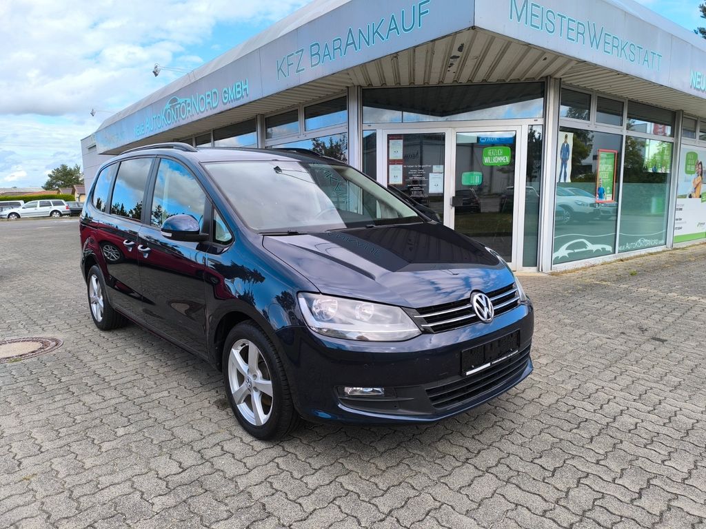 Bild des Angebotes Volkswagen Sharan Trendline*SHZ*PDC*SR ALU+WR*HU NEU*