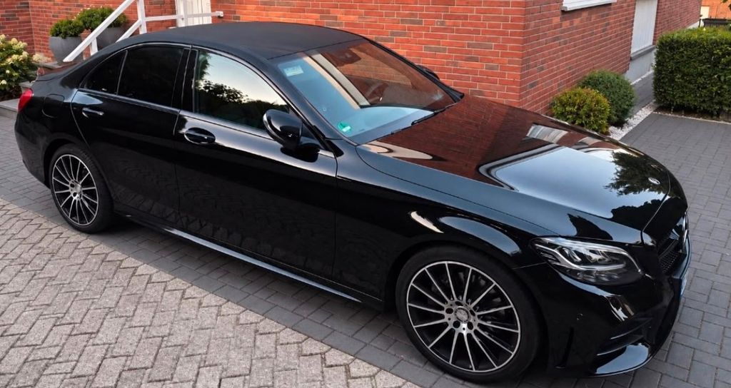 Bild des Angebotes Mercedes-Benz C 400 4MATIC Autom. AMG Line