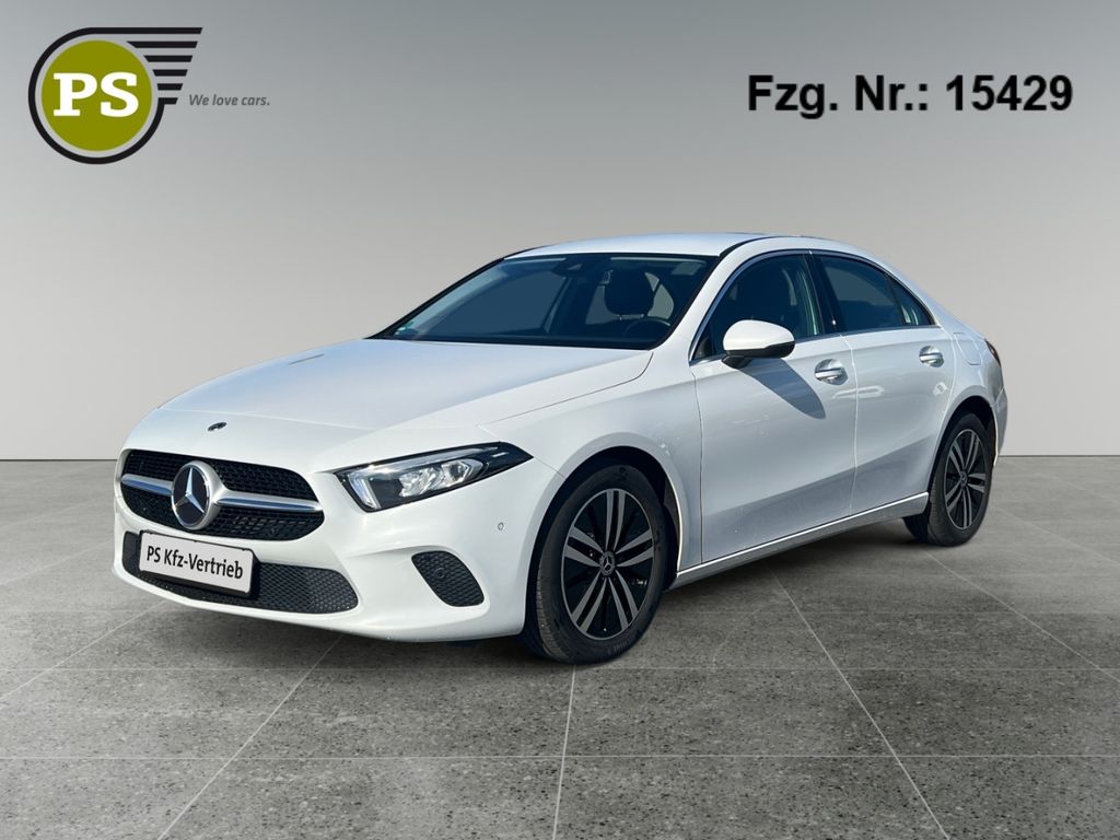 Bild des Angebotes Mercedes-Benz A 180 d Limousine Navi Digitales Cockpit LED