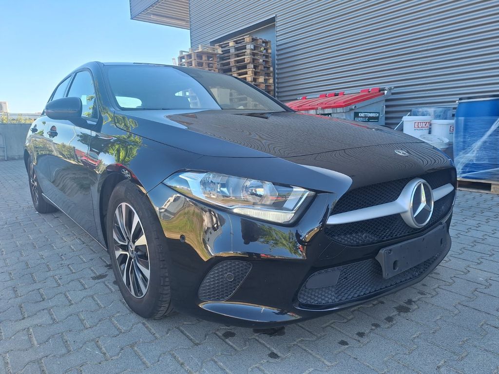 Bild des Angebotes Mercedes-Benz A160 BUSINESS * NAVIGATION * ALU * PANORAMADACH