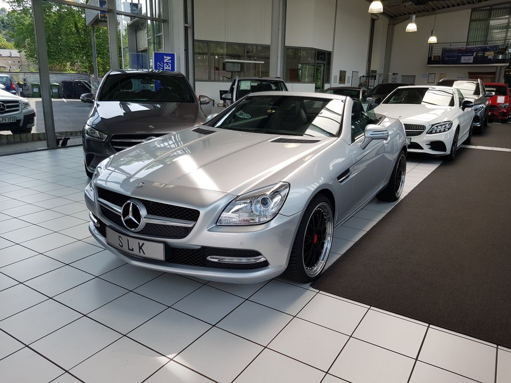 Bild des Angebotes Mercedes-Benz SLK 250 AUTOMATIK GLASDACH LEDER COMAND SHZ