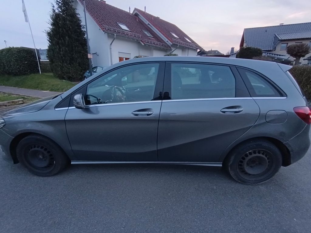 Bild des Angebotes Mercedes-Benz B 200 d