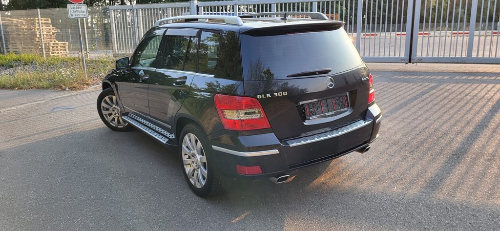 Bild des Angebotes Mercedes-Benz GLK 300 4MATIC -