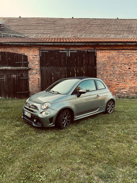Bild des Angebotes Abarth  595C - / Zahnriemen NEU / Tausch