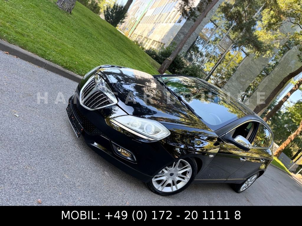 Bild des Angebotes Lancia Delta Platino*AUTOMATIK*PANO*LEDER*