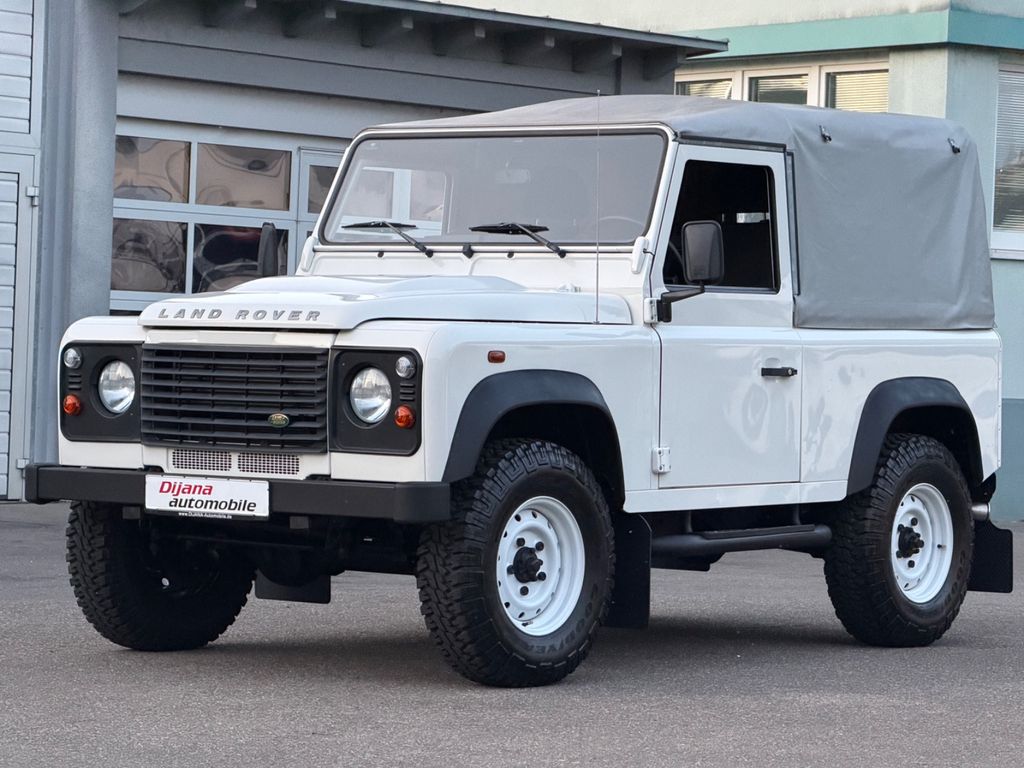 Bild des Angebotes Land Rover Defender 90 E Soft Top 1Hd Unfallfrei NEUWERTIG!