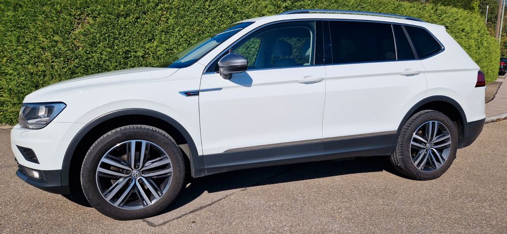 Bild des Angebotes Volkswagen Tiguan Allspace Comfortline 4Motion