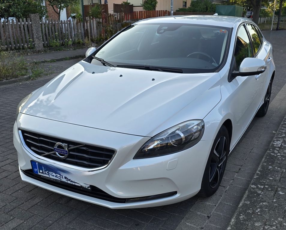 Bild des Angebotes Volvo V40 T2 - 1,6 You!