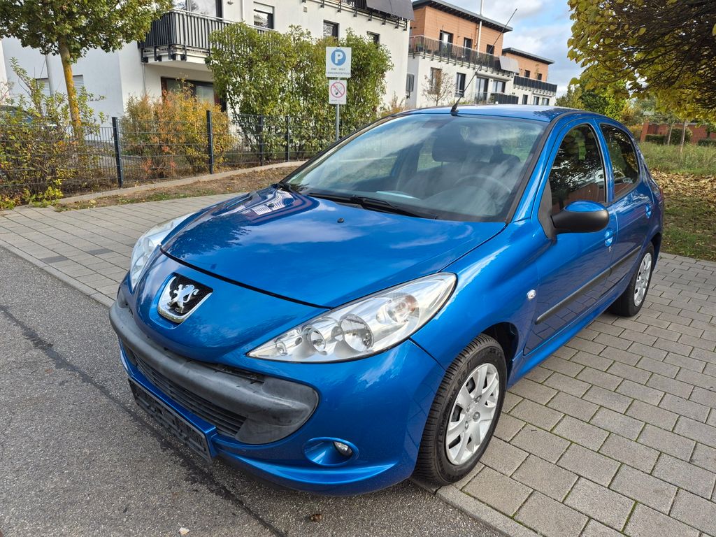 Bild des Angebotes Peugeot 206 + Basis
