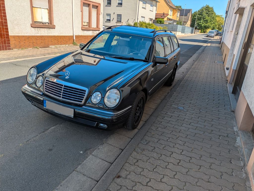 Bild des Angebotes Mercedes-Benz E 430 T ELEGANCE Elegance