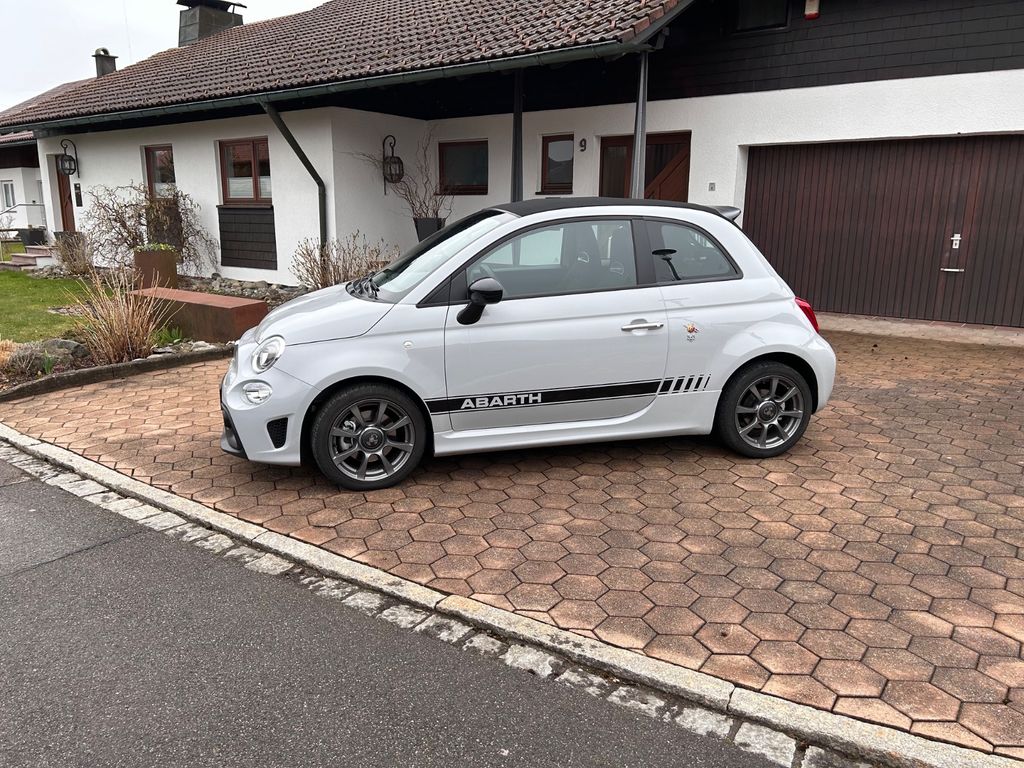 Bild des Angebotes Abarth 595C 1.4 T-Jet 16V / 500