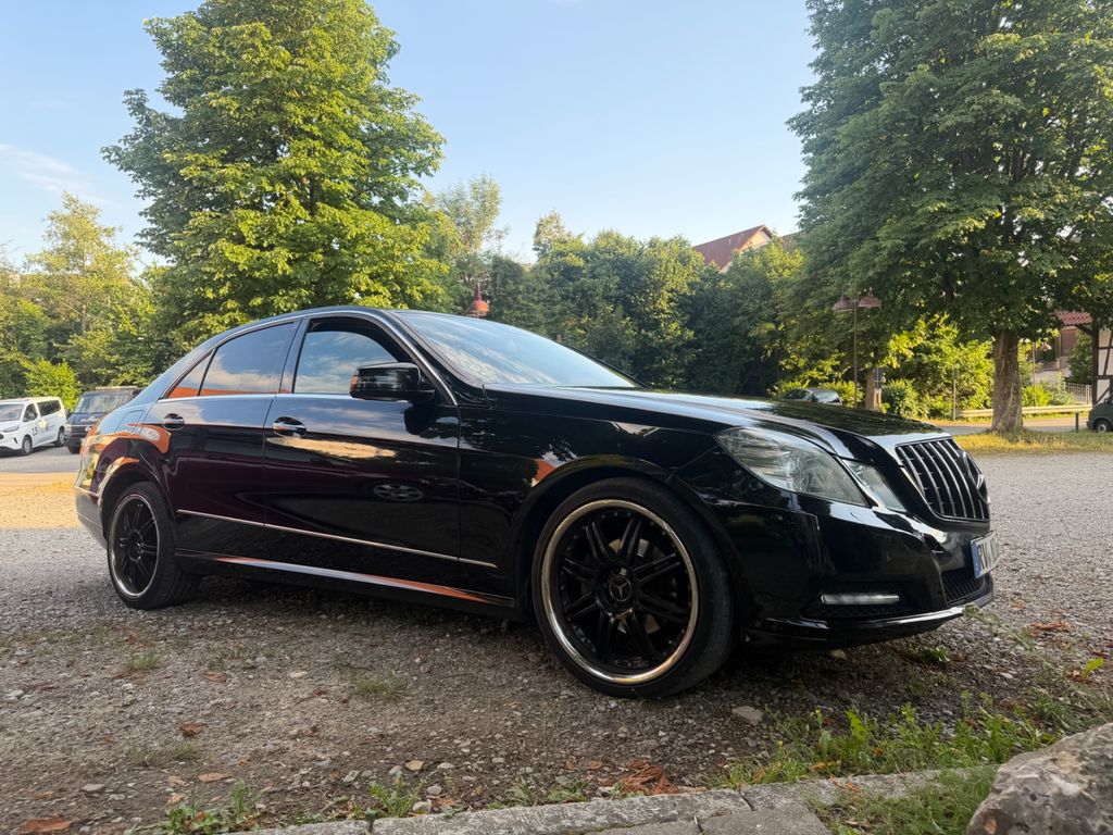 Bild des Angebotes Mercedes-Benz E-220