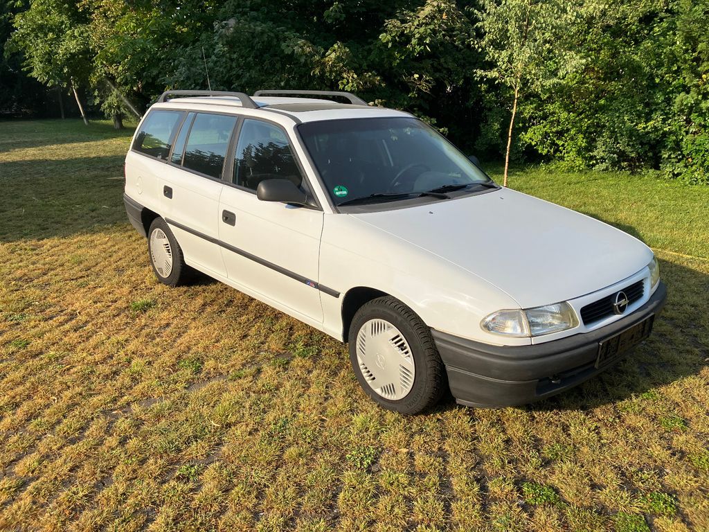 Bild des Angebotes Opel Astra 1.4 Club Club