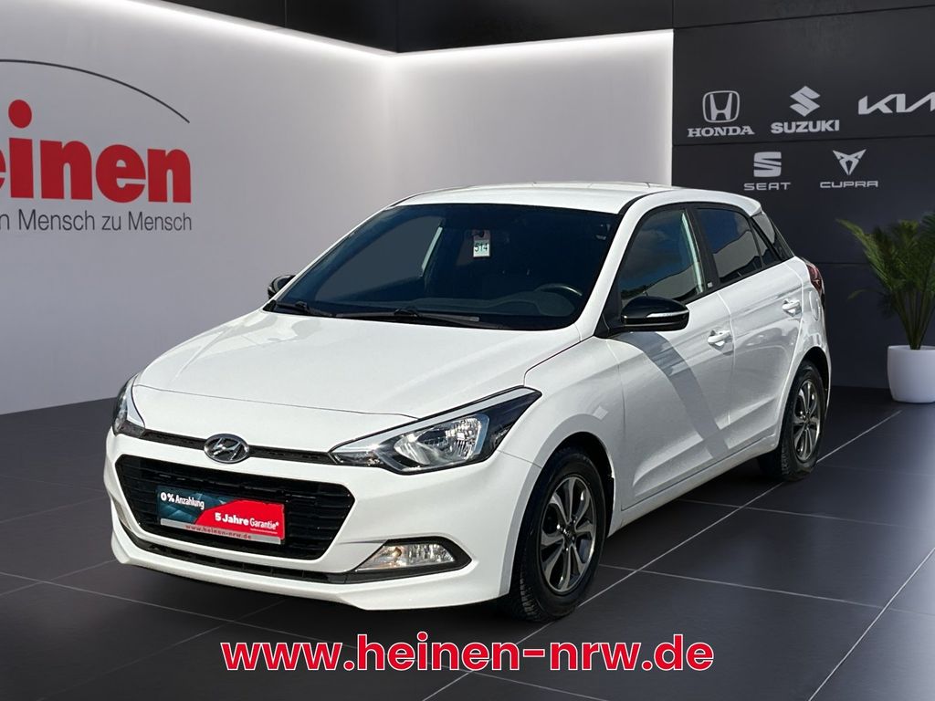 Bild des Angebotes Hyundai i20 1.0 Passion SITZ+LENKRADHEIZUNG