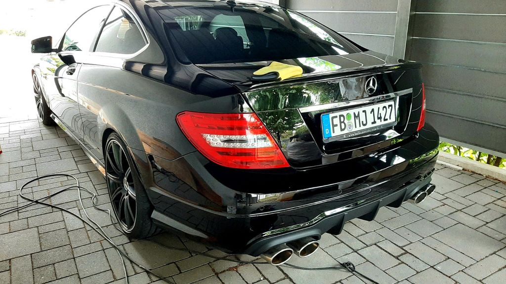 Bild des Angebotes Mercedes-Benz C250CDI AMG Paket Comand C63 Felgen Kamera +TOP+