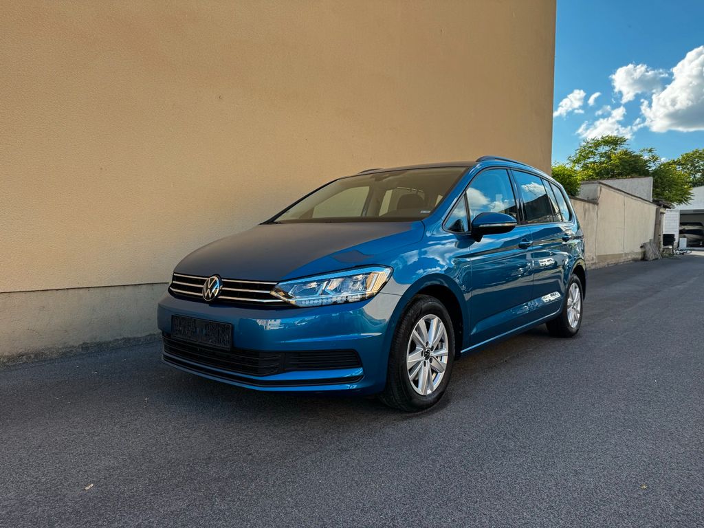 Bild des Angebotes Volkswagen Touran 2.0TDI*AHK*DSG*ACC IQ DRIVE*LED*8Fach*Fam