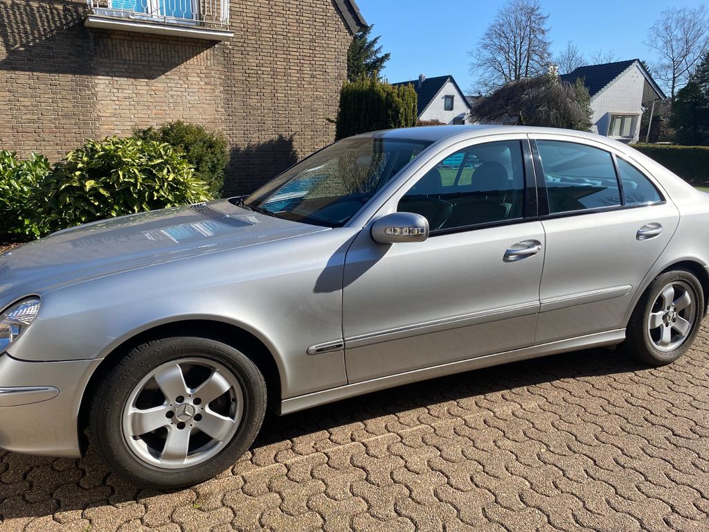 Bild des Angebotes Mercedes-Benz E 350 AVANTGARDE