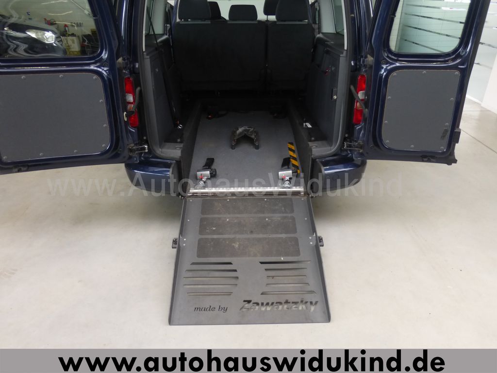 Bild des Angebotes Volkswagen Caddy Maxi mit speziellem Umbau Rampe Rollstuhl