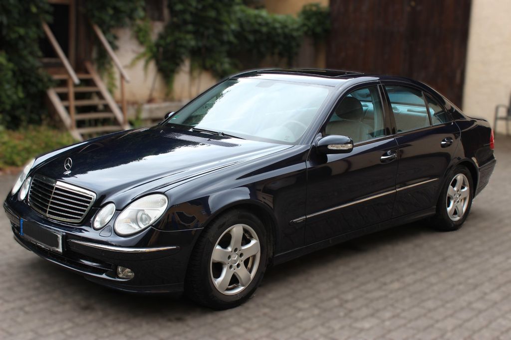 Mercedes-Benz E 320 CDI AVANTGARDE Avantgarde