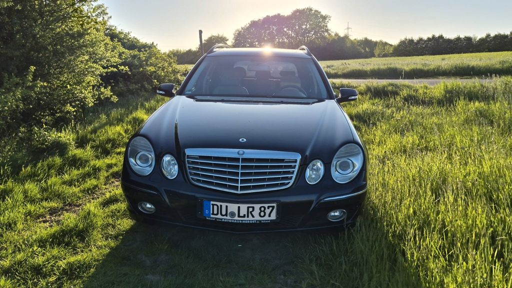 Bild des Angebotes Mercedes-Benz E 280 4MATIC T CLASSIC Classic
