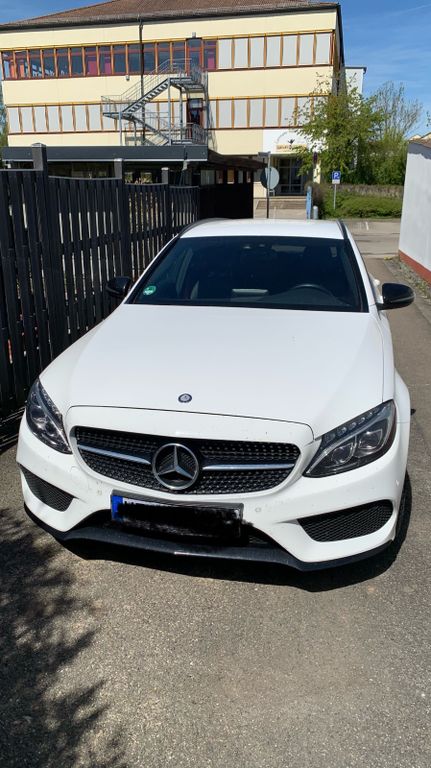 Bild des Angebotes Mercedes-Benz C 450 AMG 4MATIC T Autom. AMG
