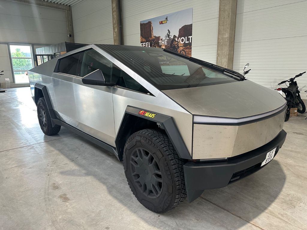 Bild des Angebotes Tesla Cybertruck AWD Foundation EU-Registration *TAX
