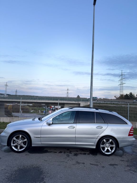 Bild des Angebotes Mercedes-Benz C 200 CGI Sport Edition