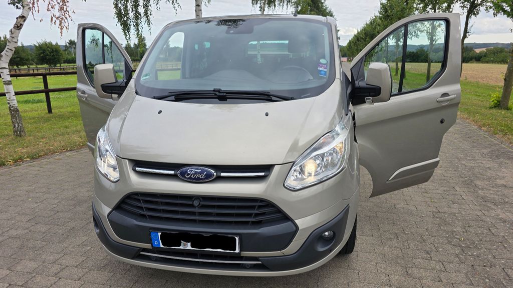 Bild des Angebotes Ford Tourneo Custom, Familienauto mit viel Platz
