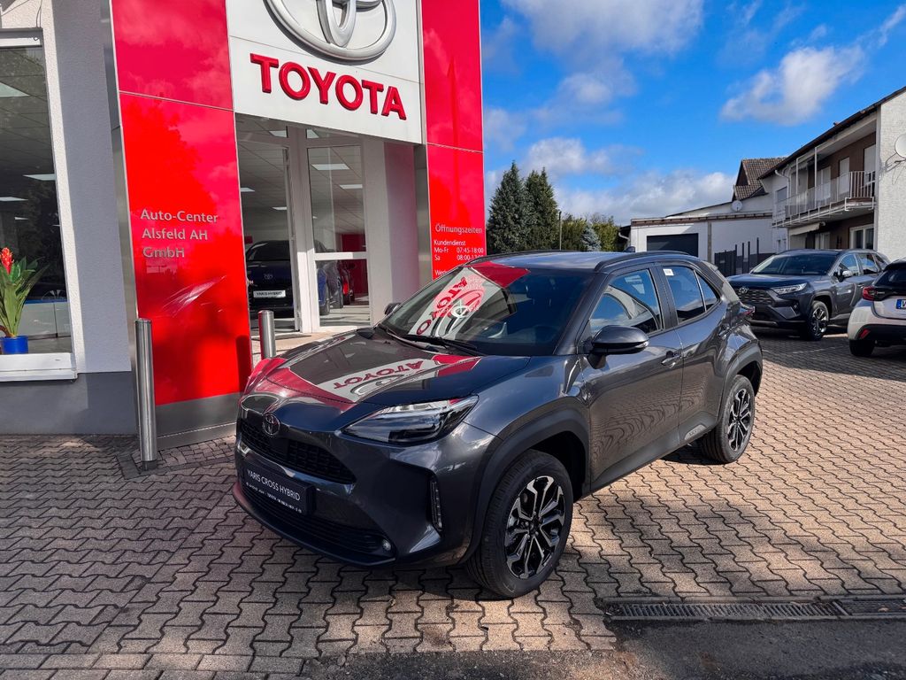 Bild des Angebotes Toyota Yaris Cross Hybrid Teamplayer + Winterpaket