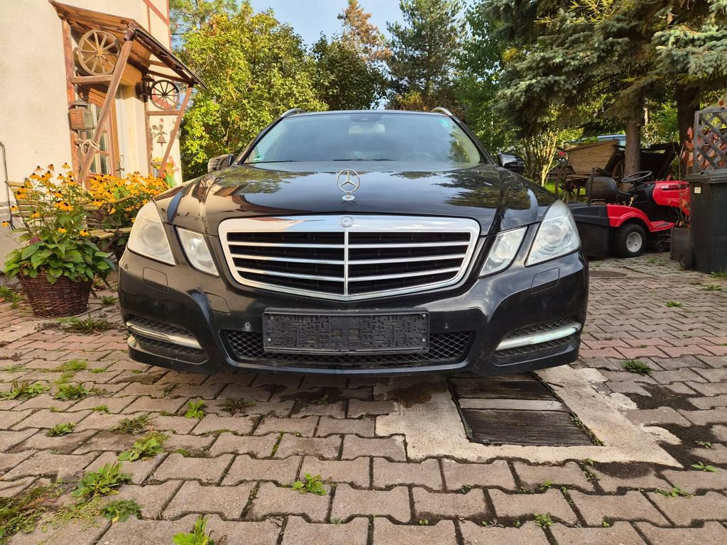 Bild des Angebotes Mercedes-Benz E 250 CDI  T BlueEFFICIENCY Autom. Sta...