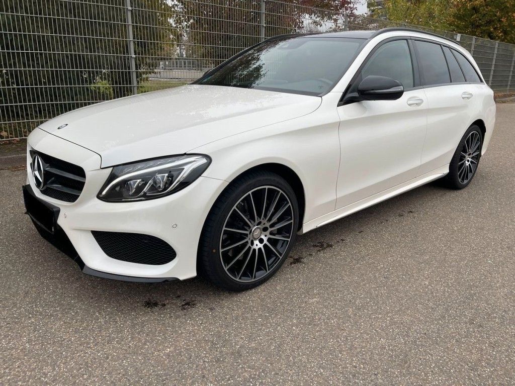 Bild des Angebotes Mercedes-Benz C400 T 4Matic AMG Line designo PANO gepflegt!