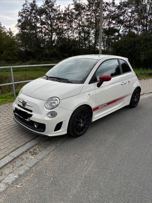 Bild des Angebotes Abarth 595 Yamaha Racing