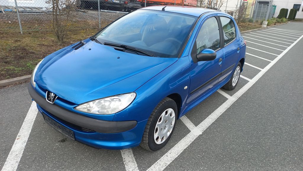 Bild des Angebotes Peugeot 206 Petit Filou Cool 75,Klima,Euro-4