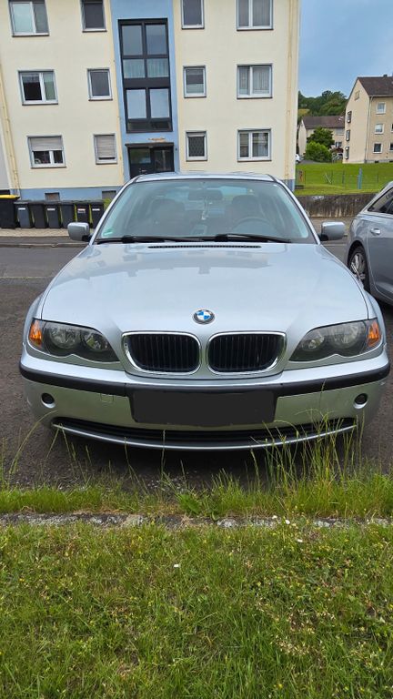 Bild des Angebotes BMW 316i -