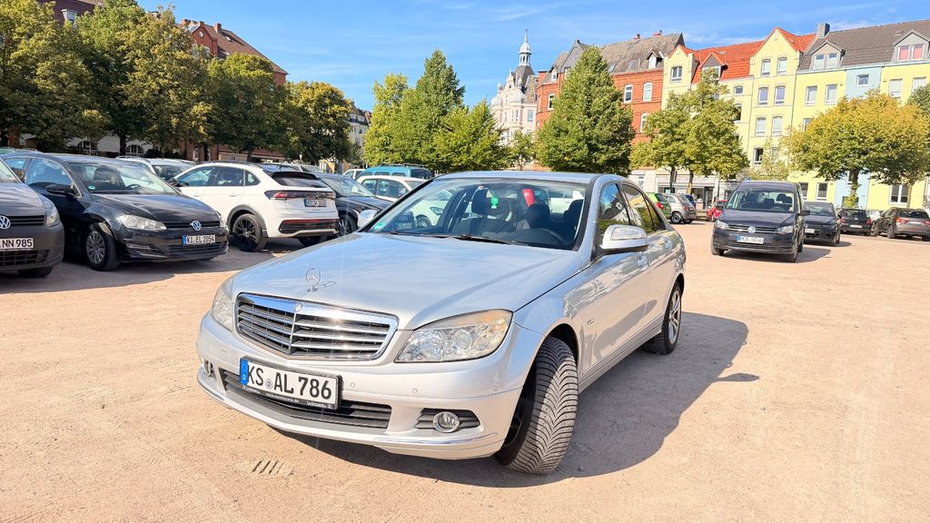Bild des Angebotes Mercedes-Benz 220