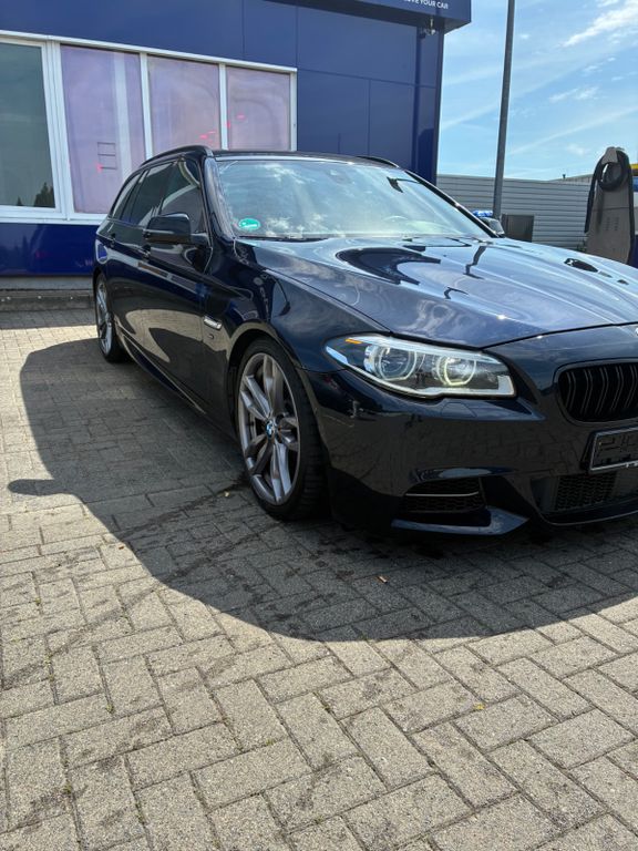 Bild des Angebotes BMW M550d xDrive Touring A M
