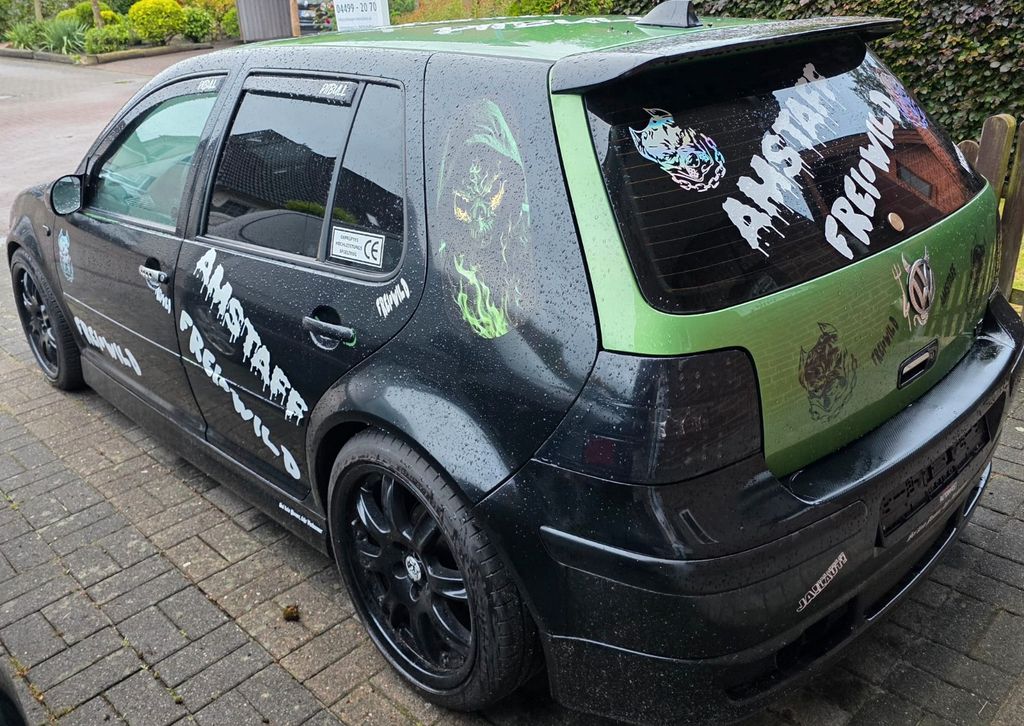 Volkswagen Golf 2.3 Highline Highline