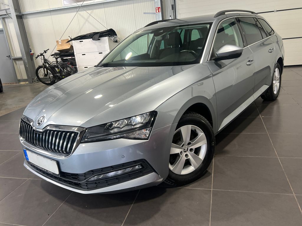 Bild des Angebotes Skoda Superb 2.0 TDi Combi **Navi*LED*AHK*Temp*SHZ**