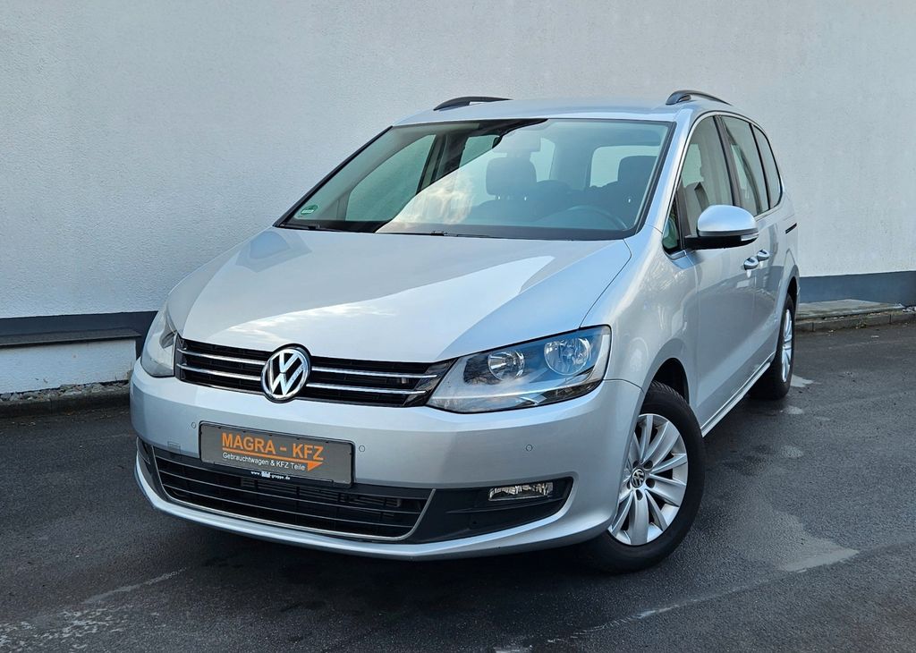 Bild des Angebotes Volkswagen Sharan 2,0 TDI BMT*DSG*NAVI*PDC*7-Sitzer